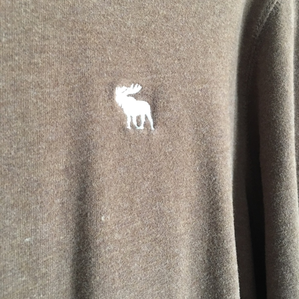 🚹 Abercrombie & Fitch Crewneck Pullover - Picture 4 of 5